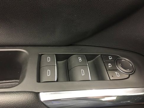 Used 2024 Chevrolet Traverse RS w/ LPO, Floor Liner Package image 36