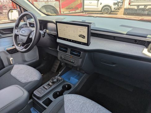 Certified 2026 Ford Maverick XLT AWD/4WD image 11