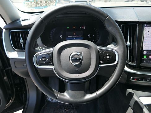 Used 2025 Volvo XC60 B5 Plus AWD/4WD image 15