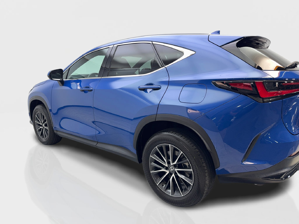 Used 2023 Lexus NX 250 FWD w/ Towing Package (2000 Lbs) image 16