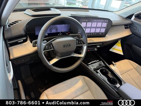 New 2026 Audi Q3 quattro 2.0T image 3