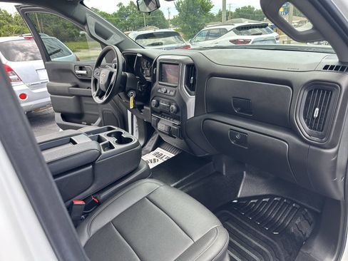 Used 2022 Chevrolet Silverado 1500 W/T w/ WT Fleet Convenience Package AWD/4WD image 17