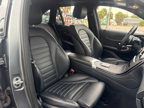 Used 2022 Mercedes-Benz GLC 43 AMG 4MATIC image 17