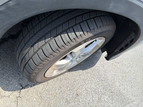 Used 2022 Honda HR-V LX image 5