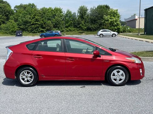 Used 2011 Toyota Prius Two FWD image 9