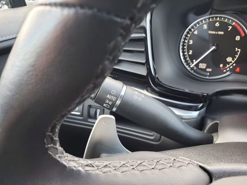 Used 2022 Cadillac XT6 Sport w/ LPO, Onyx Lite Package image 25