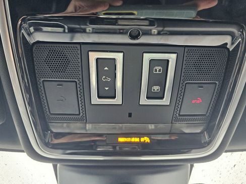 Used 2019 Land Rover Range Rover Supercharged AWD/4WD image 34
