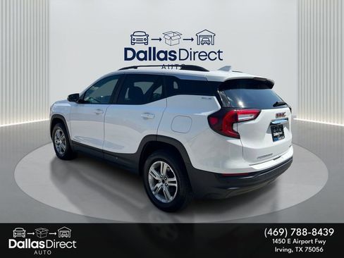 Used 2023 GMC Terrain SLE w/ Driver Convenience Package image 8