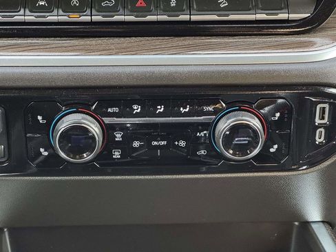 Used 2022 Chevrolet Silverado 1500 RST image 6