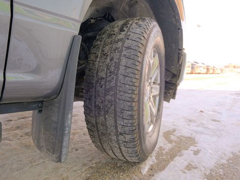 Used 2023 Ford F150 XLT w/ XTR Package image 43