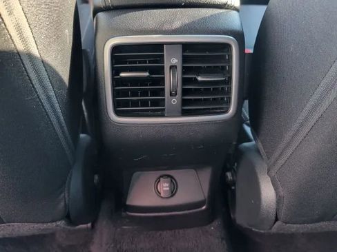 Used 2021 Kia Sportage LX FWD image 17