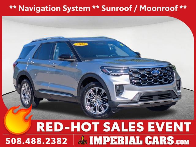 Used 2025 Ford Explorer Platinum AWD/4WD image 1