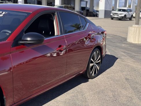 Used 2020 Nissan Altima 2.5 SR image 9