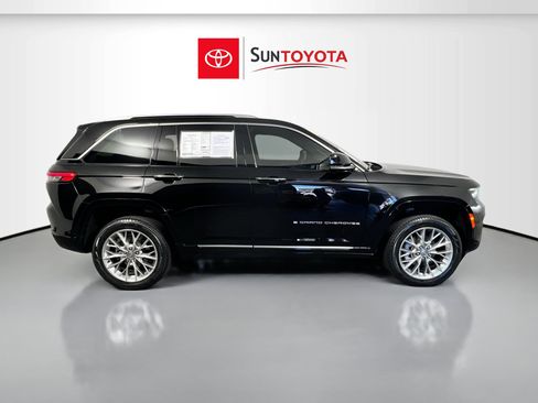 Used 2022 Jeep Grand Cherokee Summit w/ Adv Protech Group IV RWD image 2