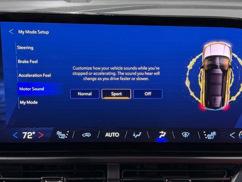 Used 2025 Chevrolet Equinox EV RS FWD image 28