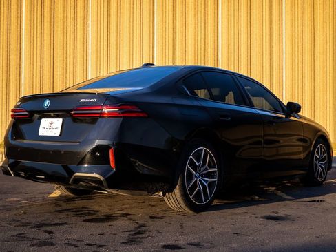 Used 2025 BMW i5 xDrive40 w/ M Sport Package image 5