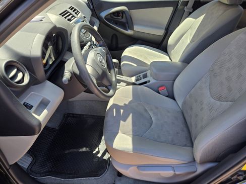 Used 2011 Toyota RAV4 2WD w/ Base L4 Extra Value Pkg image 7