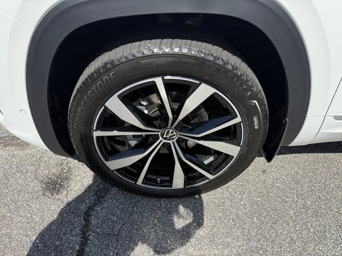 New 2026 Volkswagen Atlas SEL Premium R-Line AWD/4WD image 27