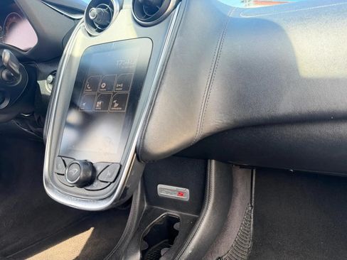 Used 2017 McLaren 570S Coupe RWD image 23