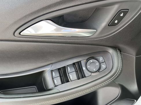 Used 2024 Buick Encore GX Sport Touring FWD image 14