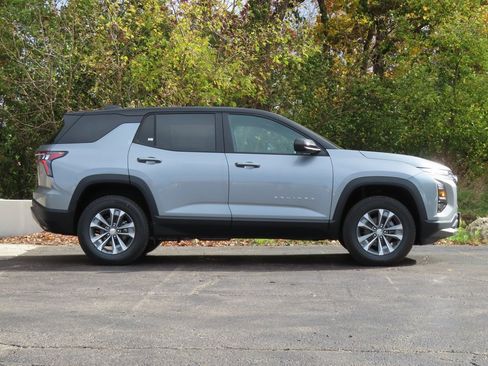 New 2026 Chevrolet Equinox LT w/ LPO, Floor Liner Package image 2