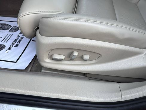 Used 2013 Cadillac XTS Premium AWD/4WD image 10