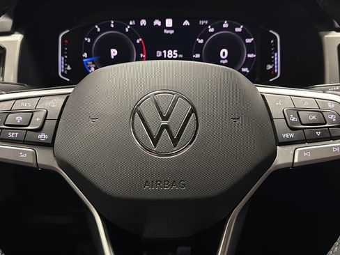 Used 2020 Volkswagen Atlas Cross Sport SEL AWD/4WD image 16
