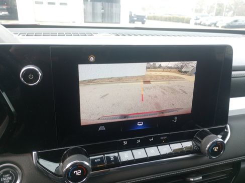 Used 2023 Chevrolet Colorado LT w/ LT Convenience Package image 23