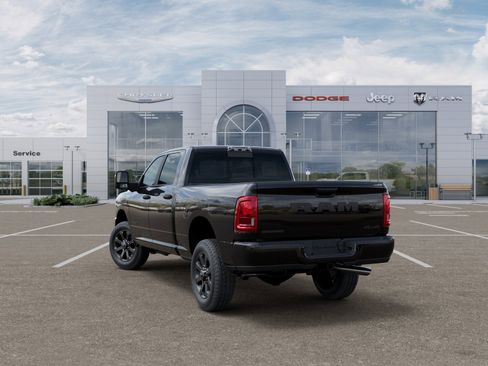 New 2025 RAM 2500 Big Horn AWD/4WD image 34