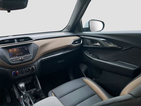 Used 2022 Chevrolet TrailBlazer ACTIV image 23