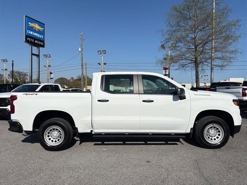 New 2026 Chevrolet Silverado 1500 W/T w/ LPO, Liner Protection Package AWD/4WD image 8