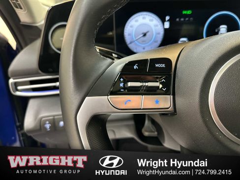 Certified 2025 Hyundai Elantra SEL image 22