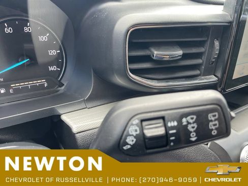 Used 2020 Ford Explorer XLT w/ Equipment Group 202A RWD image 17