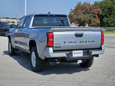 New 2025 Toyota Tacoma SR5 image 3