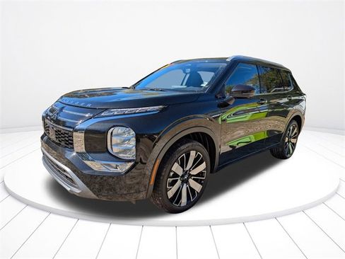 New 2025 Mitsubishi Outlander SEL image 8