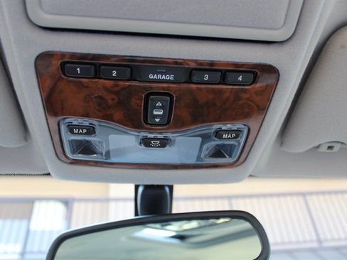 Used 2001 Jaguar XJ RWD image 15