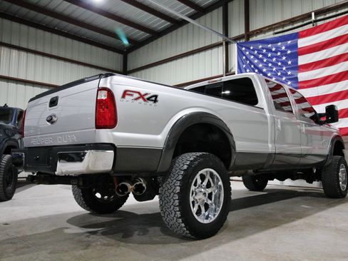 Used 2016 Ford F250 Lariat AWD/4WD image 12