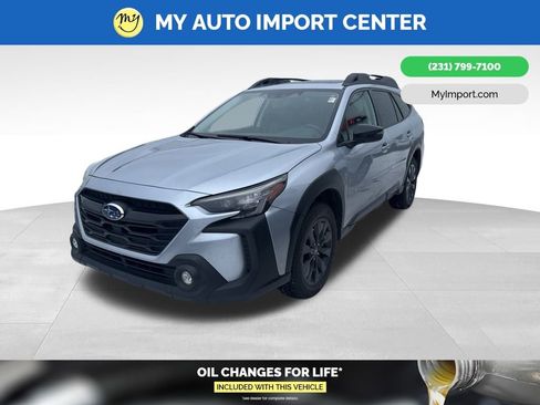 Used 2023 Subaru Outback Onyx Edition image 3