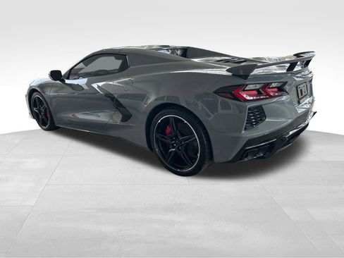 Used 2025 Chevrolet Corvette Stingray Convertible w/ Z51 Performance Package image 4