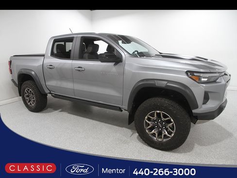 Used 2024 Chevrolet Colorado ZR2 AWD/4WD image 1