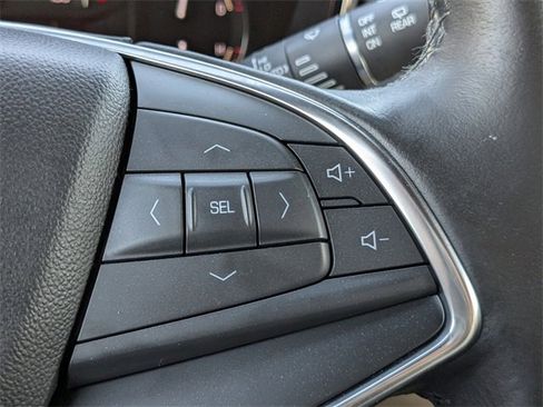 Used 2018 Cadillac XT5 Luxury w/ Driver Awareness Package image 27