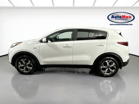 Used 2020 Kia Sportage LX image 8