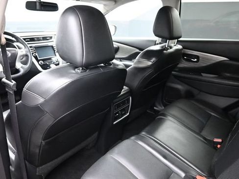 Used 2018 Nissan Murano SL w/ Moonroof Package FWD image 17