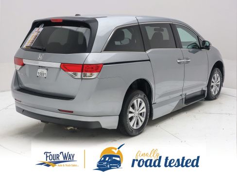 Used 2016 Honda Odyssey EX-L image 5