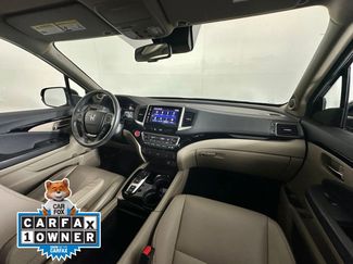 Used 2017 Honda Pilot Touring video 2