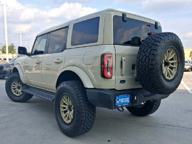 Used 2025 Ford Bronco Outer Banks AWD/4WD image 5