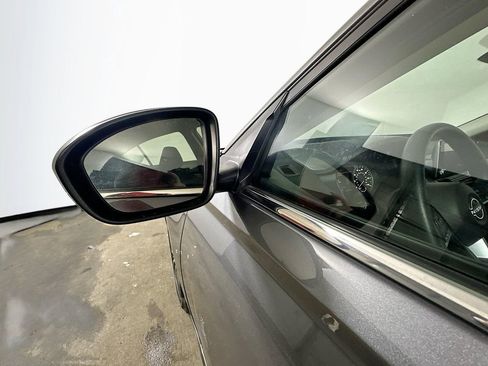 Used 2024 Nissan Altima 2.5 SV image 37