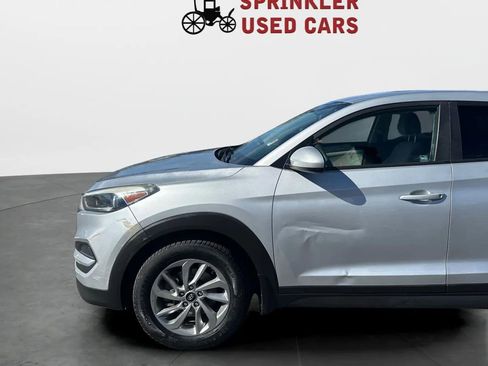 Used 2016 Hyundai Tucson SE image 15