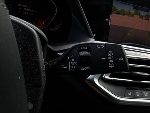 Used 2019 BMW X5 xDrive40i w/ Premium Package image 48