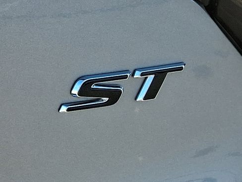 Used 2024 Buick Encore GX Sport Touring w/ Comfort Package image 30